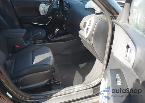 2025 Kia Soul Lx z USA, uszkodzony, nr VIN KNDJ23AU0S7965310